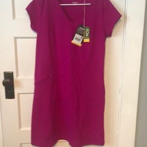 Fuchsia pink short sleeve dress by toad&co. Sz M